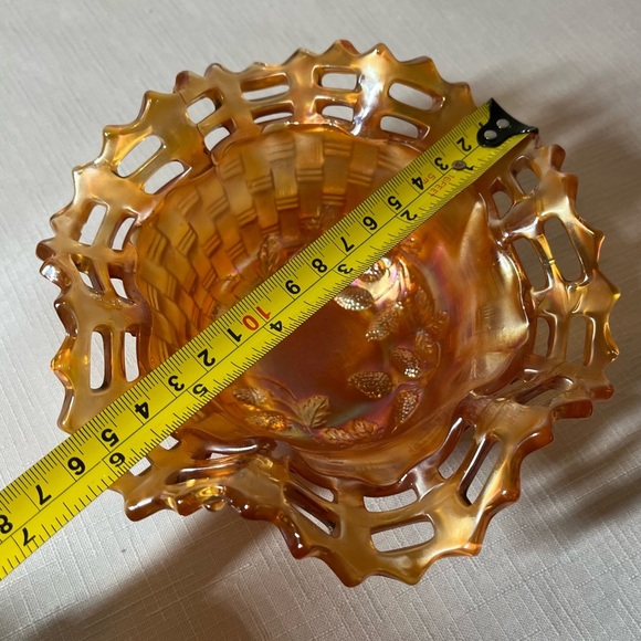 Fenton Carnival Glass bowl, basket weave open lace ruffled edge. Vintage - Picture 5 of 5